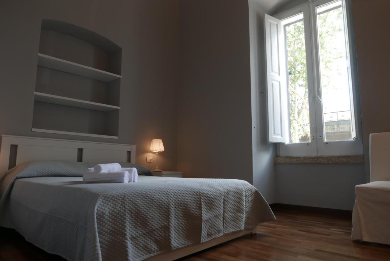 Suite 261 - Intero Appartamento Nel Centro Di Μπάρι Εξωτερικό φωτογραφία