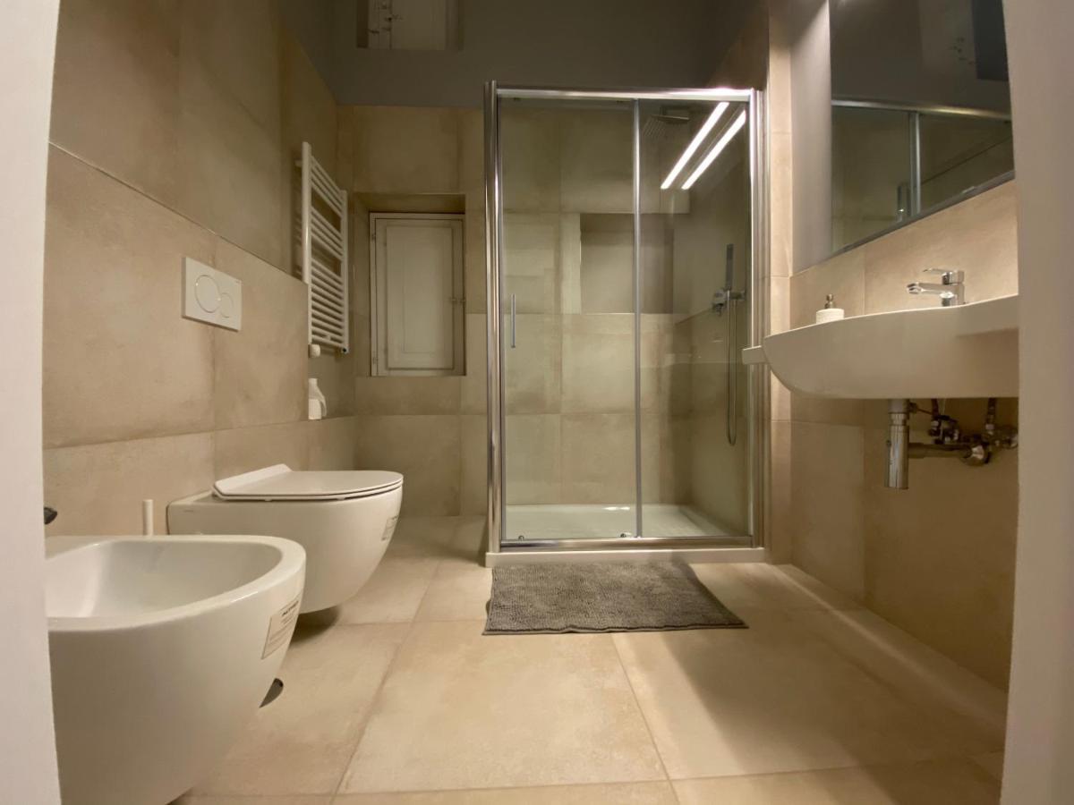 Suite 261 - Intero Appartamento Nel Centro Di Μπάρι Εξωτερικό φωτογραφία